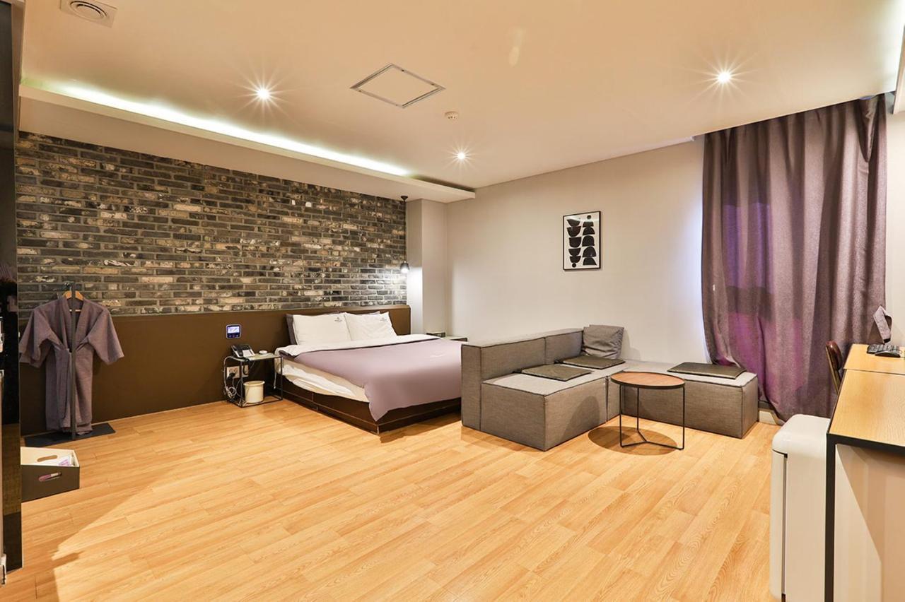 Brown Dot Hotel Jeonggwan 釜山広域市 エクステリア 写真