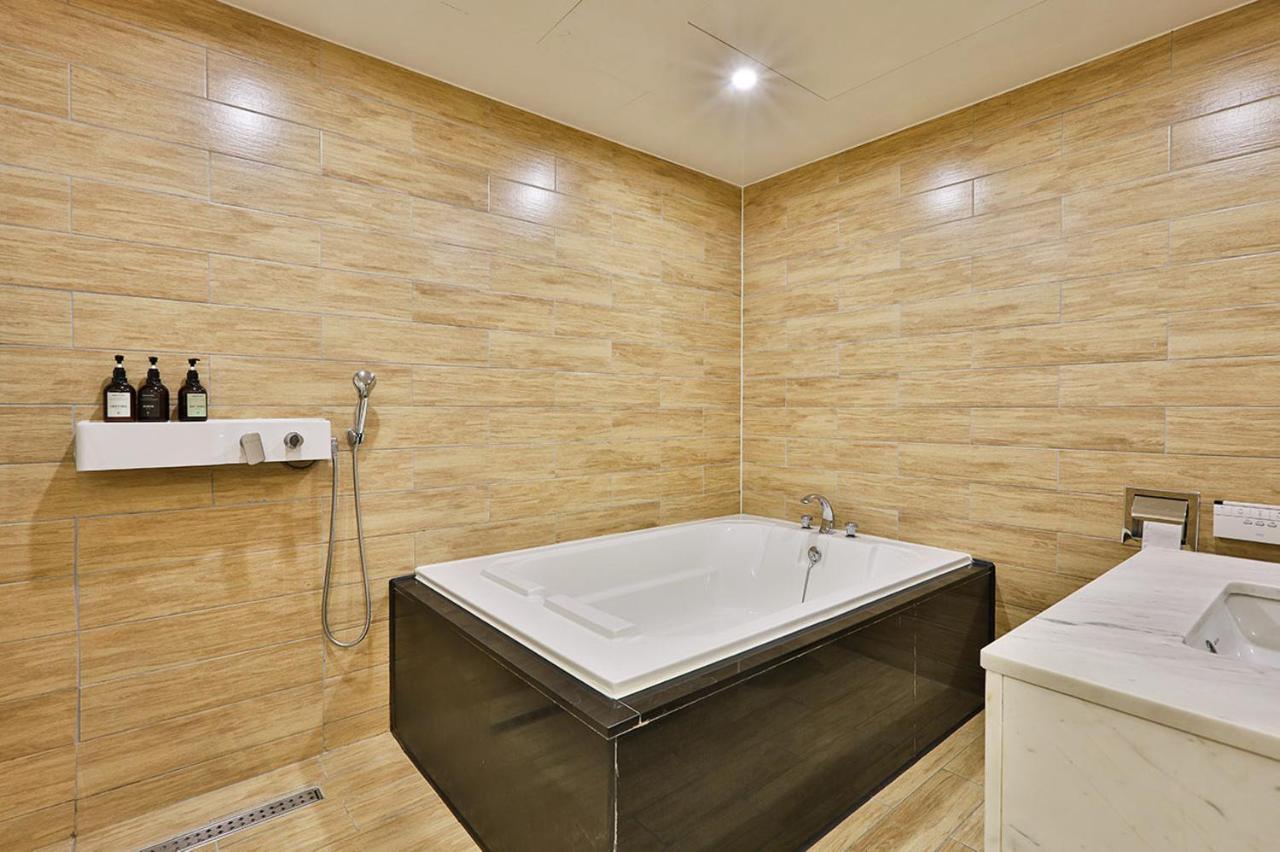 Brown Dot Hotel Jeonggwan 釜山広域市 エクステリア 写真